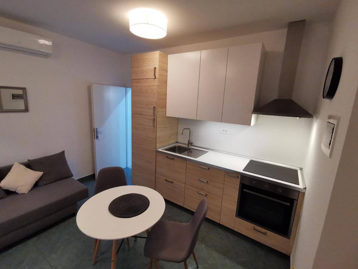 Ajdovščina Goriska Apartments מראה חיצוני תמונה