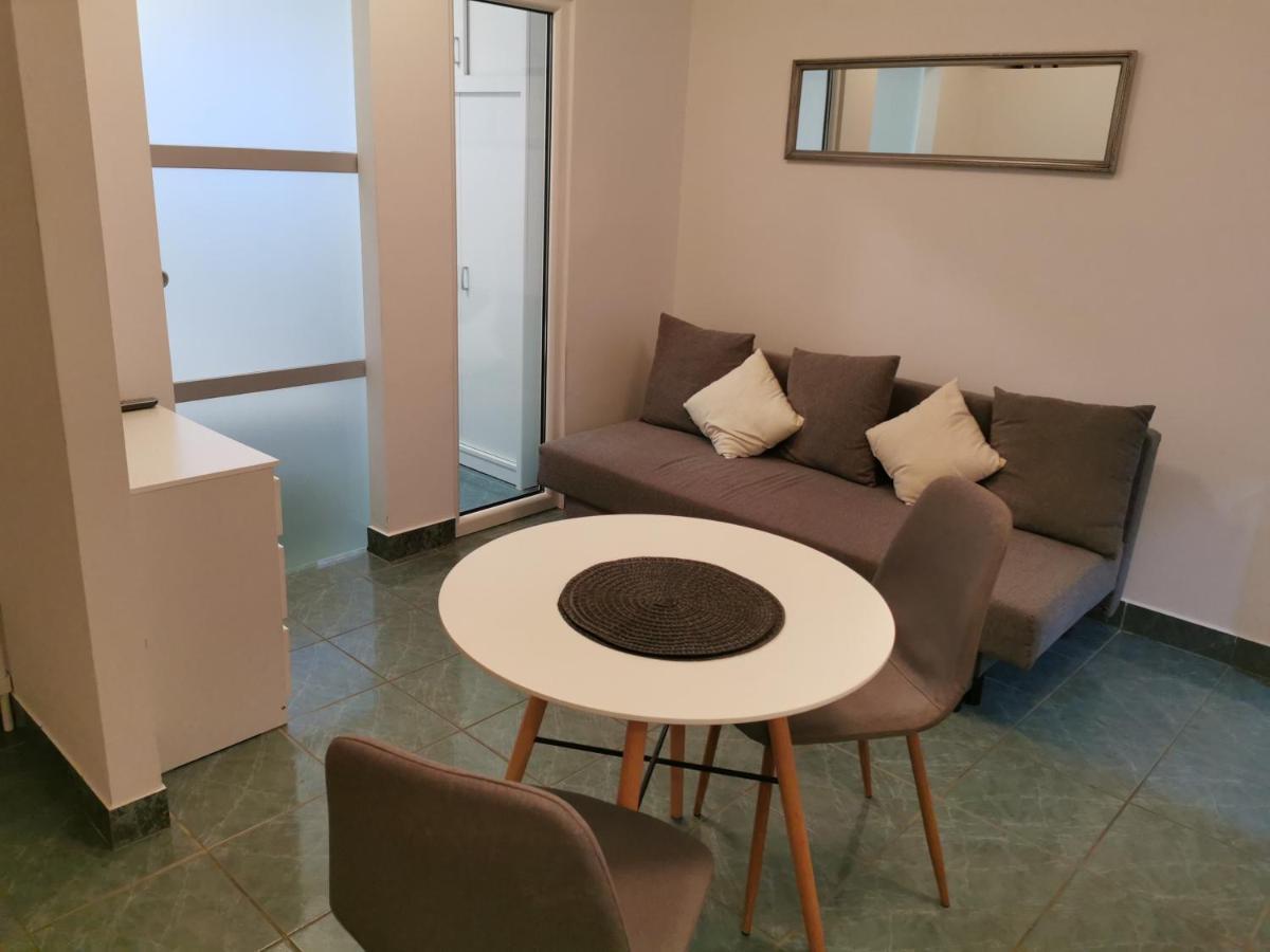 Ajdovščina Goriska Apartments מראה חיצוני תמונה