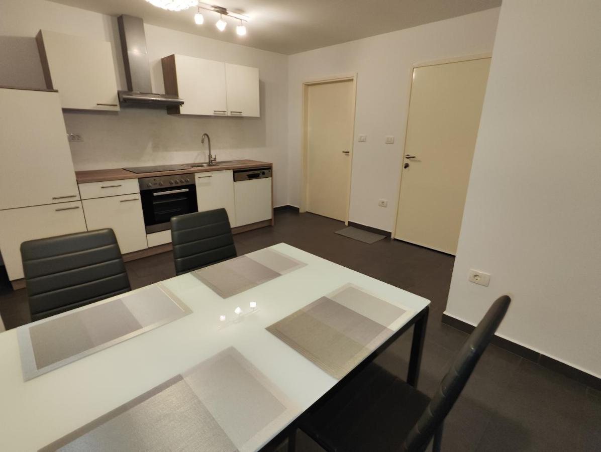 Ajdovščina Goriska Apartments מראה חיצוני תמונה