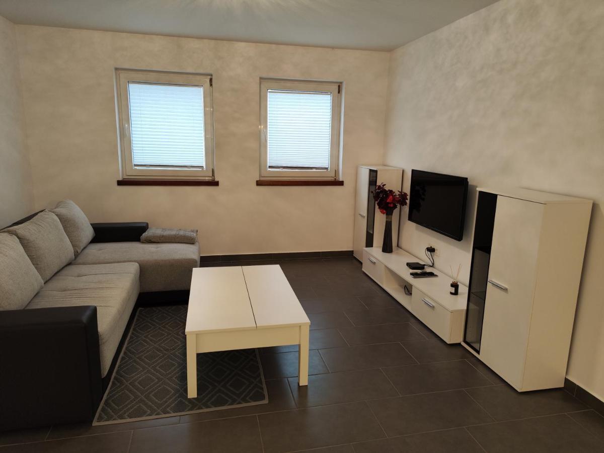 Ajdovščina Goriska Apartments מראה חיצוני תמונה