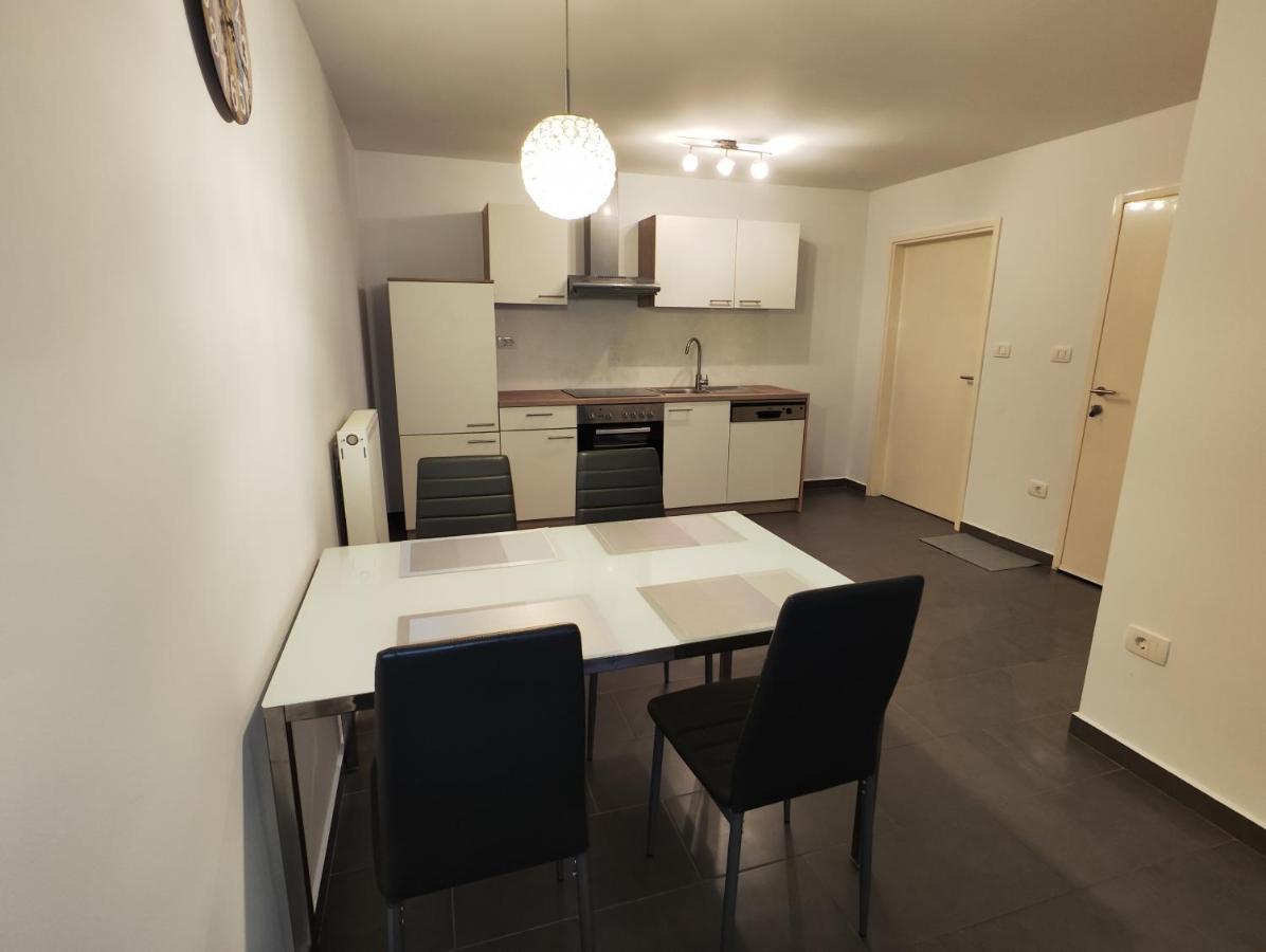 Ajdovščina Goriska Apartments מראה חיצוני תמונה