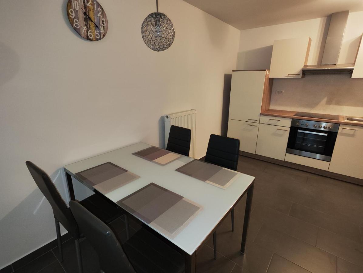 Ajdovščina Goriska Apartments מראה חיצוני תמונה